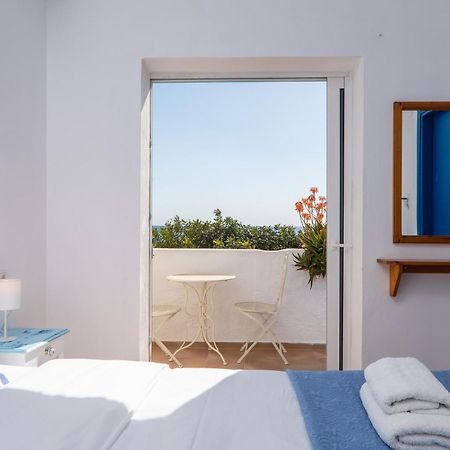 Babis & Popi Rooms And Studios Frangocastelo ภายนอก รูปภาพ